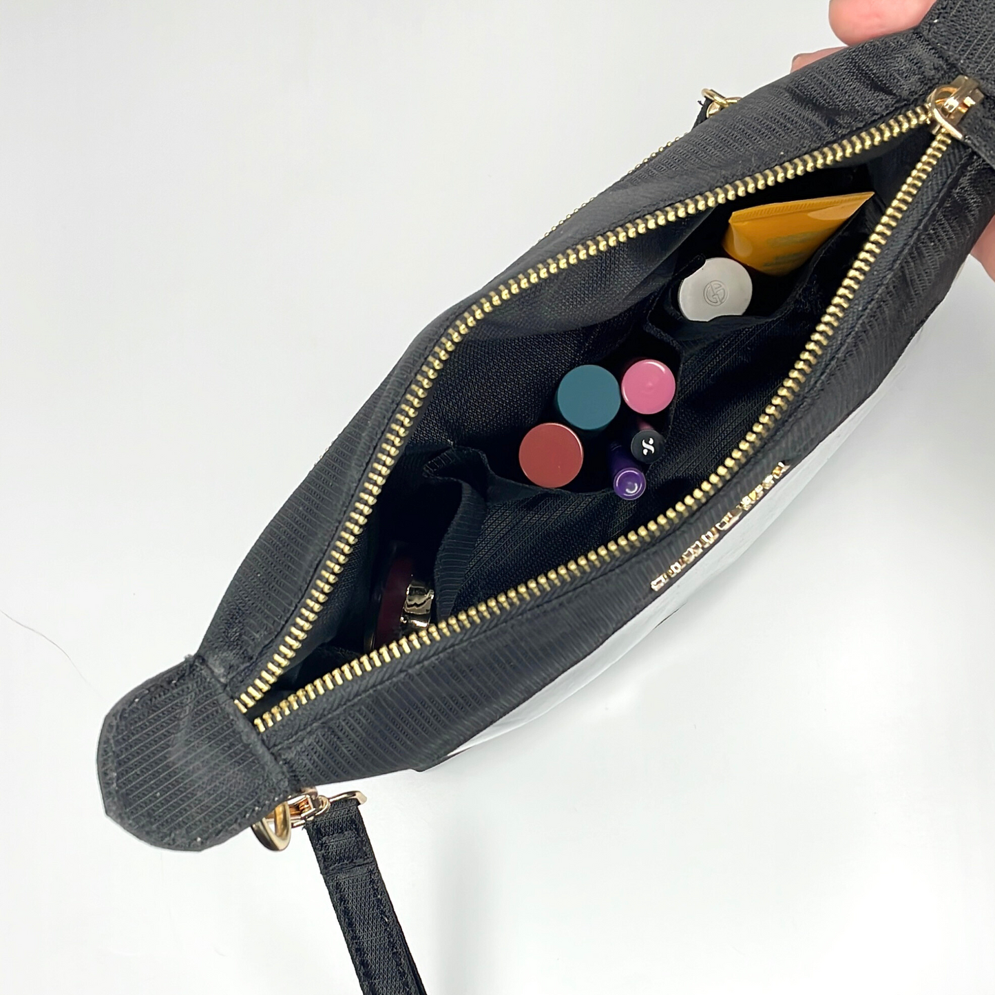 Find Easy Travel Pouch Black