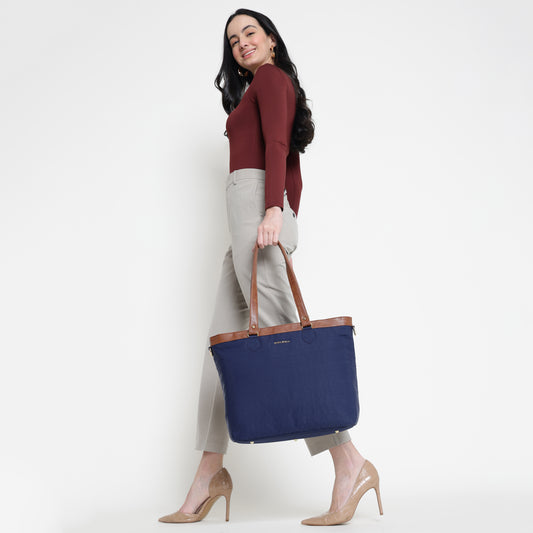 Everyday Work Bag In Navy Blue