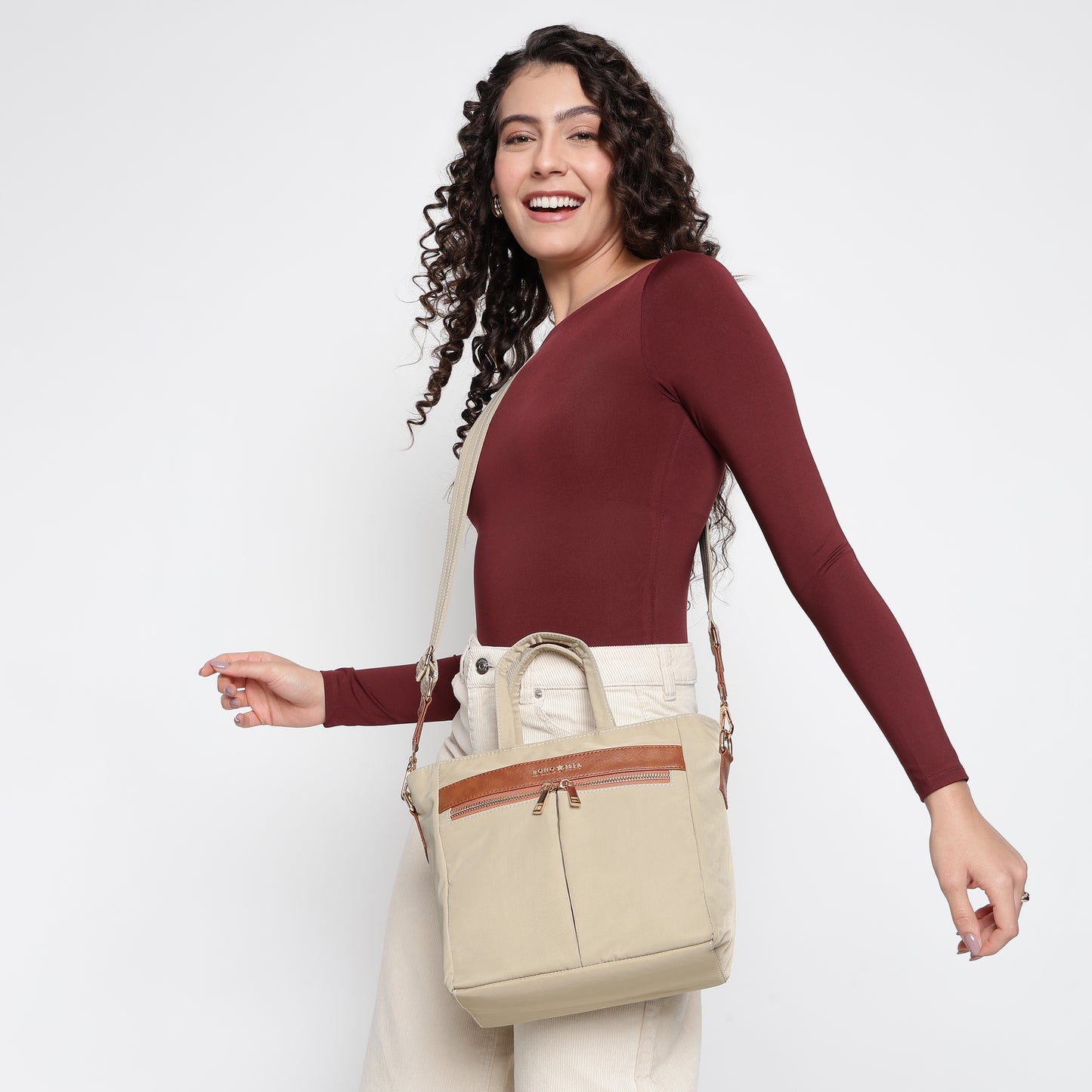 Wanderer Crossbody/Sling Bag -Sand