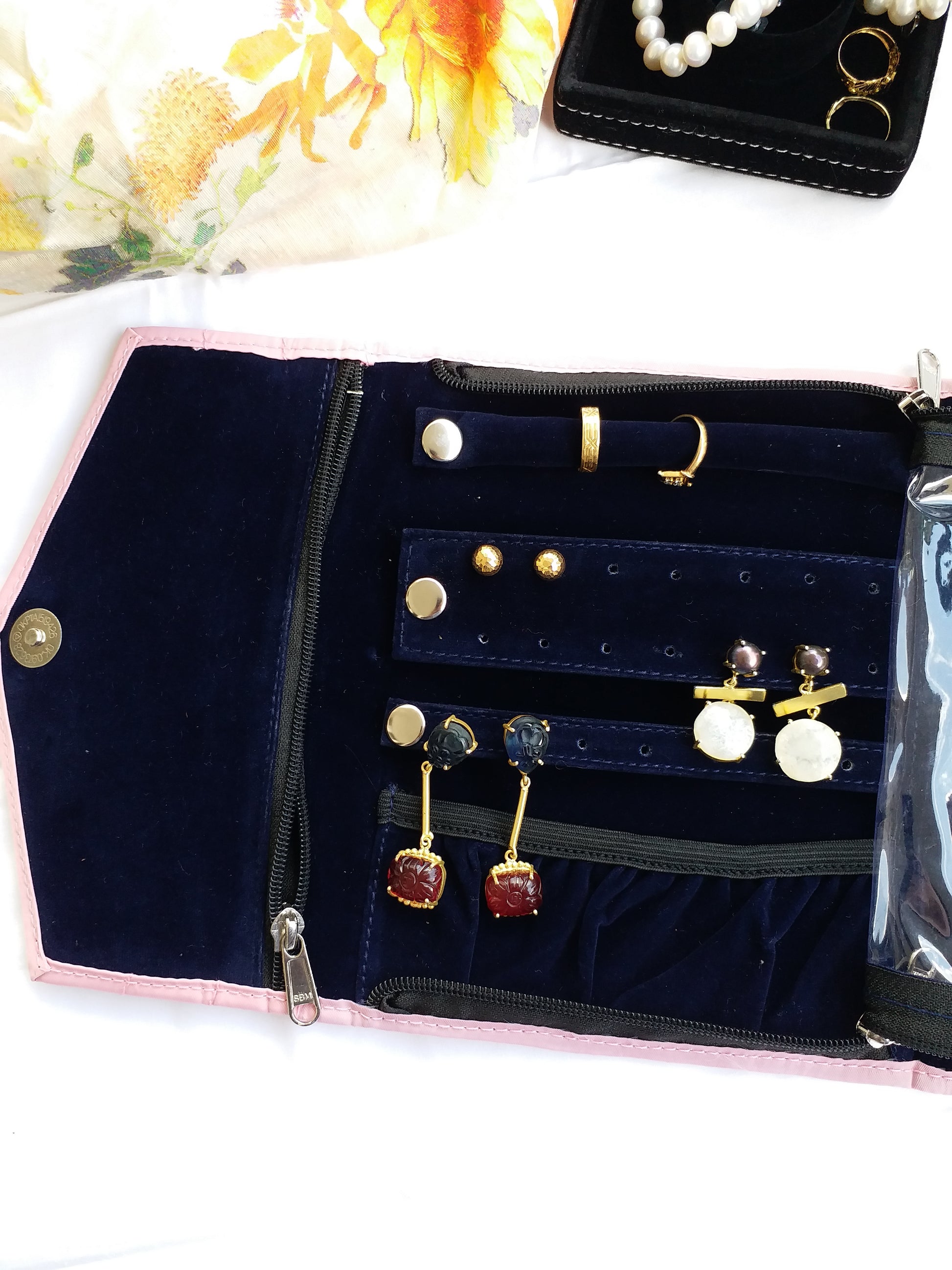 Jewellery Folder -Jewellery Organizer From Bohomia -Red image 3